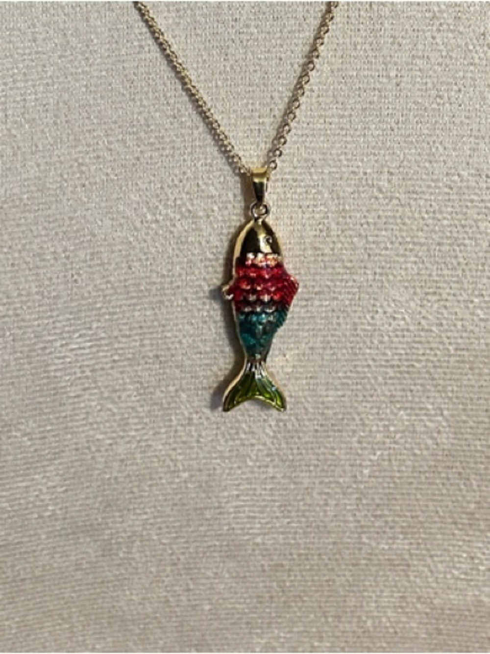 Adina Eden Gold Tone Necklace with Red, Teal and Green Enamel Fish Pendant NEW - Picture 3 of 3